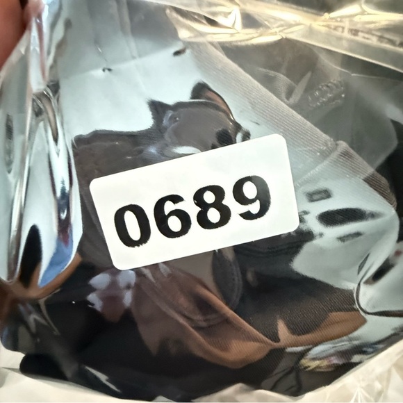 Lululemon Legging Womens Black Braid  Lasercut Athletic High Rise - Picture 9 of 9